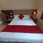 Hotel West Inn-Near Mumbai International Airport