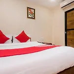 Oyo Shivar Guest House Near Carnival Cinemas Imax