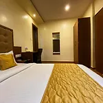 Hotel Pearl\'S Bkc Inn- Near Trade Centre, Visa Consulate