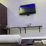 Hotel Plaza Rooms - Prabhadevi Dadar