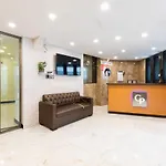 Hotel Girgoan Palace