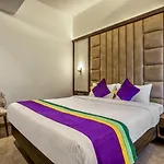 Treebo Premium Savera Inn