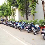 Country Inn & Suites By Turtle - Mumbai Airport