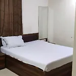 Hotel O Hansh Residency