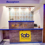 Fabexpress Alive - Nr Juhu Beach