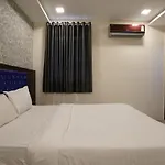 Hotel King Residency