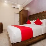 Hotel O Greenforest Near Airport Road Metro Station
