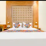 Cozy Inn T2 Mumbai Airport