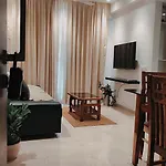Trendy1Br+Smart Kitchen +Living Room+1.5 Toilets