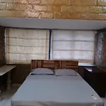Luxurious 3 Bedroom Hall In Bandra West