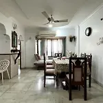 Cozy Private Room Near Mulund Railway Station