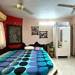 Cozy Private Room Near Mulund Railway Station