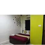 Hotel Saffron Inn