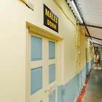 Afra Dormitory For Female & Male 5 Min From Airport