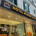 Hotel Mumbai House, Malad