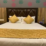 The Qubic Hotel