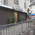 Hotel Ozone Inn Colaba
