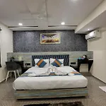 Diamond Hotel