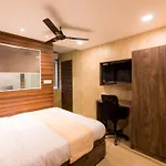 Hotel New Sky Palace Residency- Near International Airport Andheri East