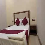 Hotel Blue Sky Residency