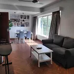 White House By Maxxvalue Service Apartments Bandra