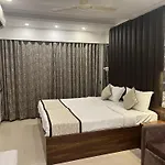 OYO Townhouse 334 Supreme Hotel Cuffe Parade