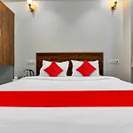 Capital O Hotel Calista