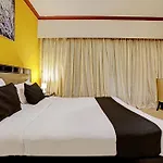 Townhouse 809 Royal Palms Hotel - Rose Collection
