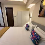 1Br Service Apartment In Bkc By Florastays
