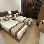 Hotel Beverly Palace Santacruz - Near Bkc - Mumbai Airport T1