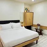 Eco Hotel