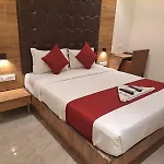 Gateway Star Hotel