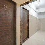 Oyo Flagship Raj Hotel Near Juhu Beach