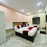 Hotel Rinza Residency