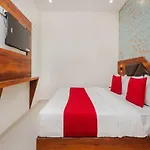 Hotel Golden Sands Inn Aslpha