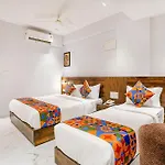 Fabhotel Peralz - Nr Boriwali Station