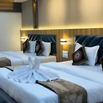 Yatri Stay Inn Mumbai Cst