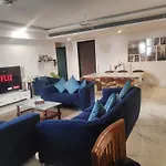 Premium Apartment In Hiranandani Powai By Maxxvalue - Chitranjan