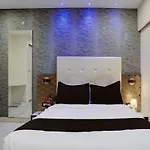 Hotel O Golden Star
