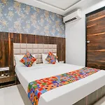 Fabhotel Elvis Inn - Nr Mumbai International Airport