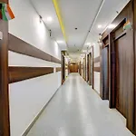 Glitz Hotels Diamond - Nr Bkc