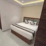 Hotel Morya Residency Parel