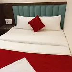 The B Town Hotel