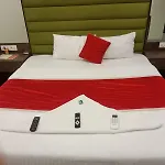 The B Town Hotel