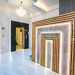 Fabhotel Global Spaces - Nr Nesco Exhibition Center
