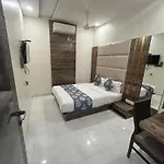 Hotel New Shahi Palce