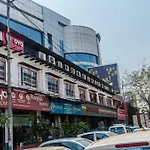 Hotel O Royal Grand Near Chhatrapati Shivaji International Airport