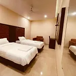 Hotel Vertigo Near Bkc
