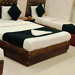 Hotel Golden Hayyath Inn
