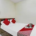 Hotel O S K Palace